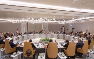 Комитет совместного арабско-исламского саммита настаивает на неотложной необходимости прекращения войны в секторе Газа