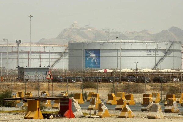 Saudi Aramco сообщает о снижении прибыли во втором квартале