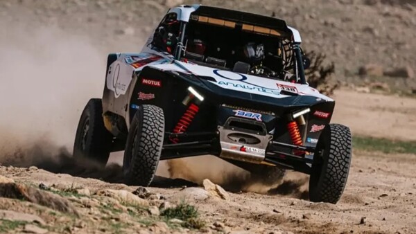 Argentinos en el podio de la Etapa 2 del Rally Dakar en Arabia Saudita