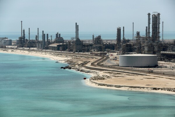 Снижение нефтяного экспорта Саудовской Аравии в июне